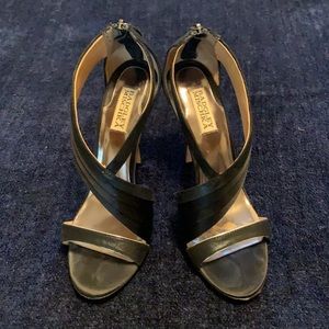 Badgley Mischka Size 8 Black Satin Heels